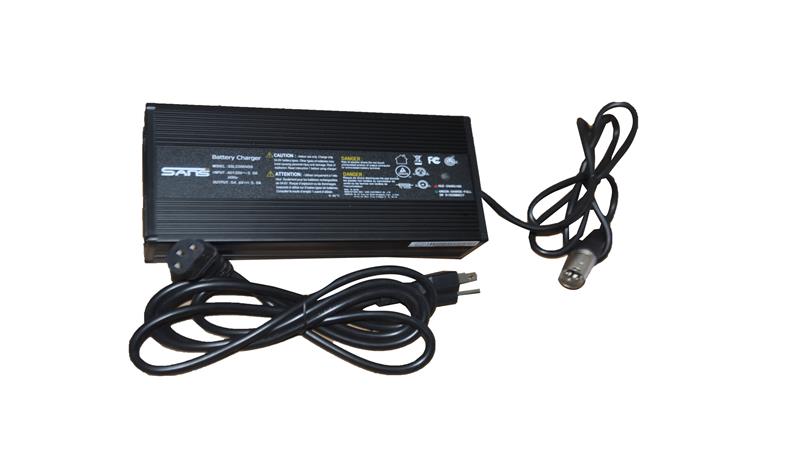 ŞARJ CİHAZI (DEE1500-S LITHIUM)